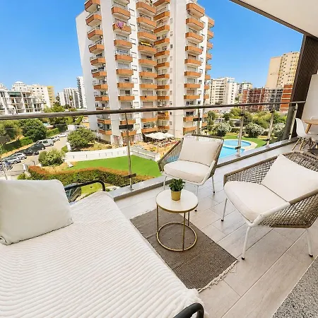 Modern Da Rocha 5 Min Walk With Pool פורטימאו