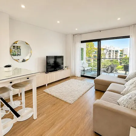 Modern Da Rocha 5 Min Walk With Pool דירה *