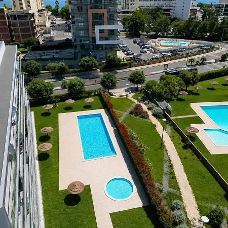 Modern Da Rocha 5 Min Walk With Pool פורטימאו